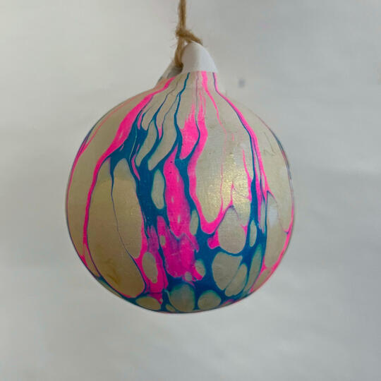 Marbling baubles